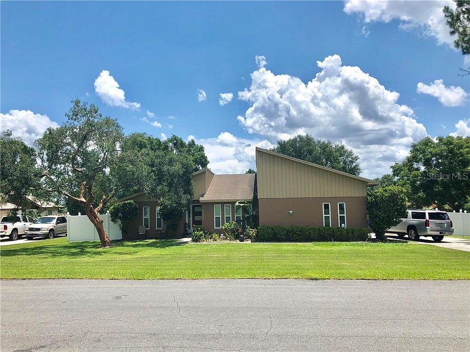 1st image of 1840 Stella Ct E