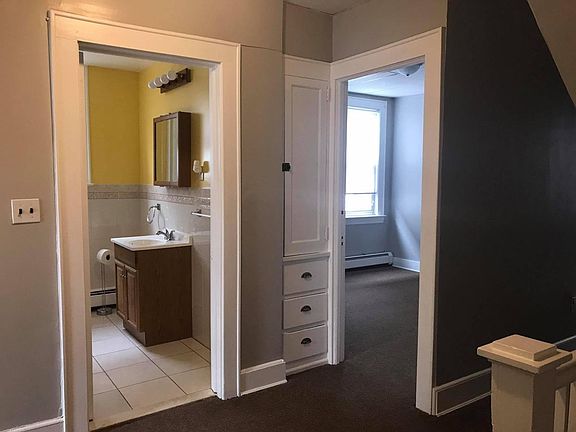 Entryway / Foyer with Coat Closet/Pantry