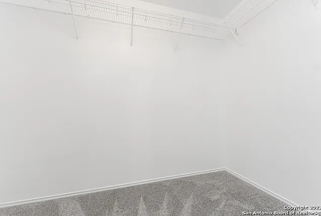 102 Mallow Grv — Photo 16