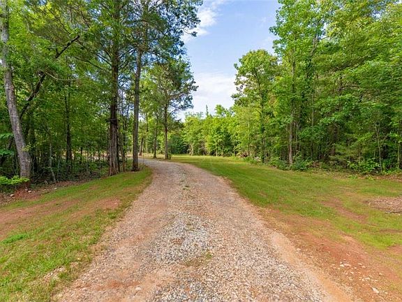 5th image of 54 Davis Carter Rd