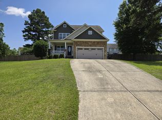 47 Kentucky Derby Ln, Lillington, NC 27546