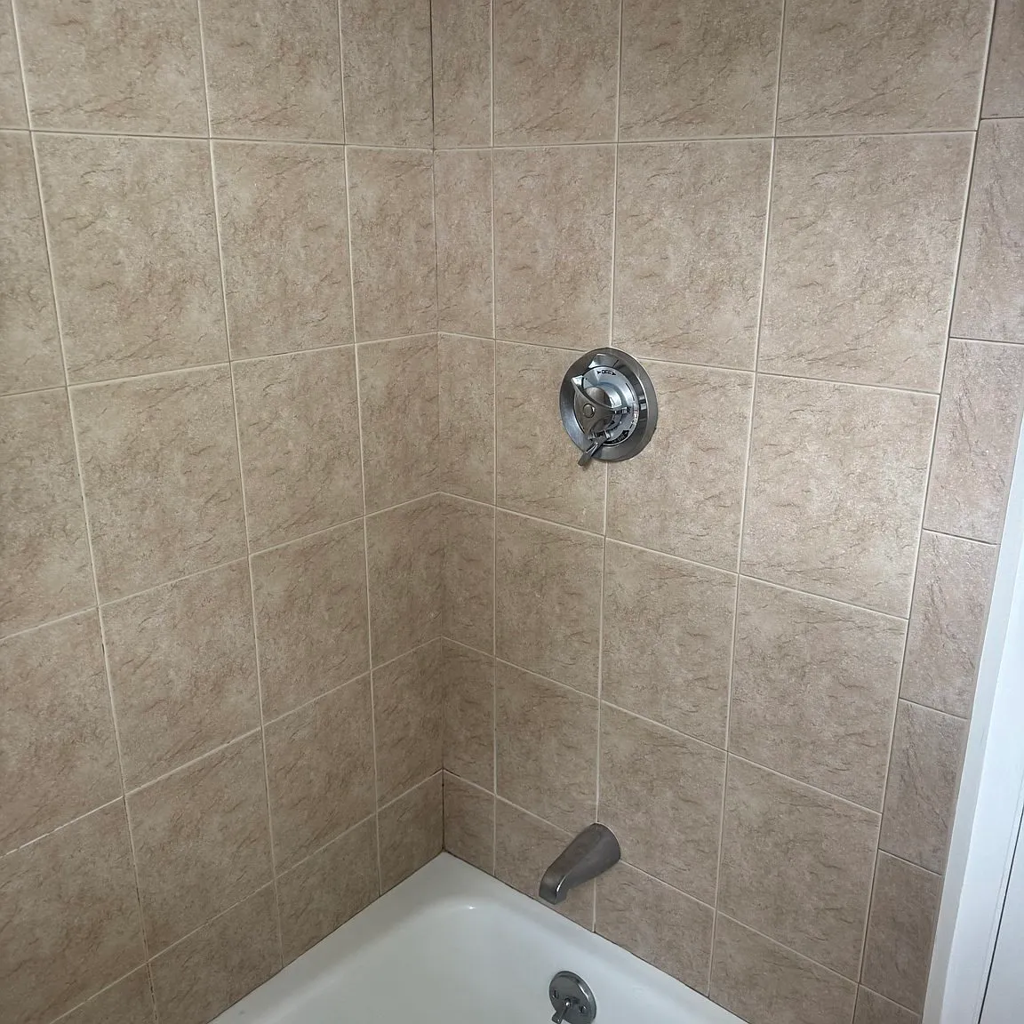 1 bed, 1.0 bath, 650 sqft, $2,000 — Photo 4