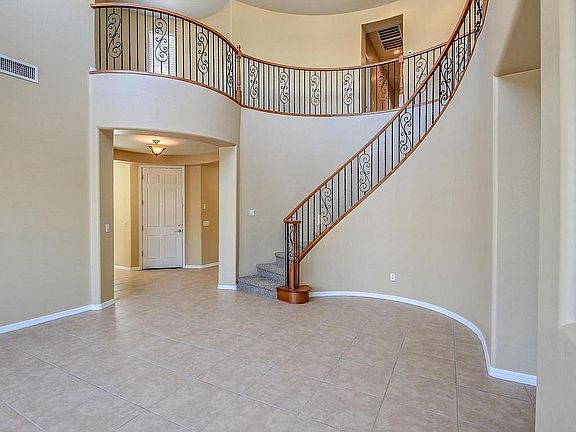 3rd image of 3250 N Spyglass Ct