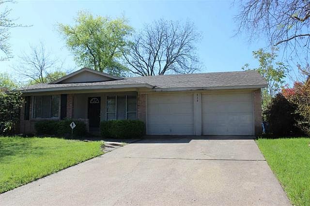 1st image of 938 Deerwood Dr