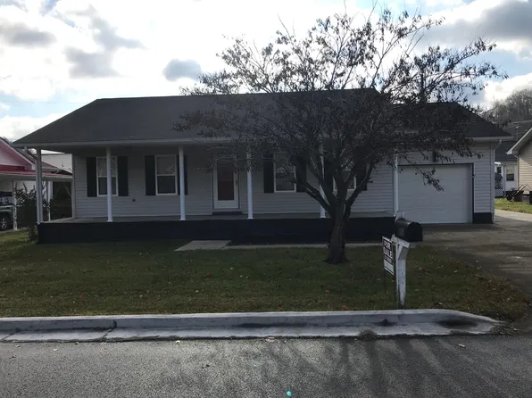 112 Tulip St, Paintsville, KY 41240