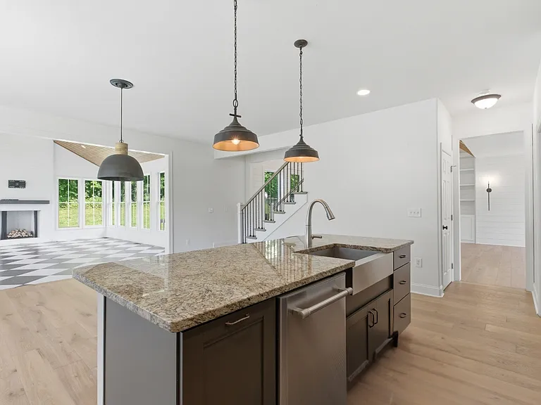 6735 Arno Allisona Rd — Photo 7