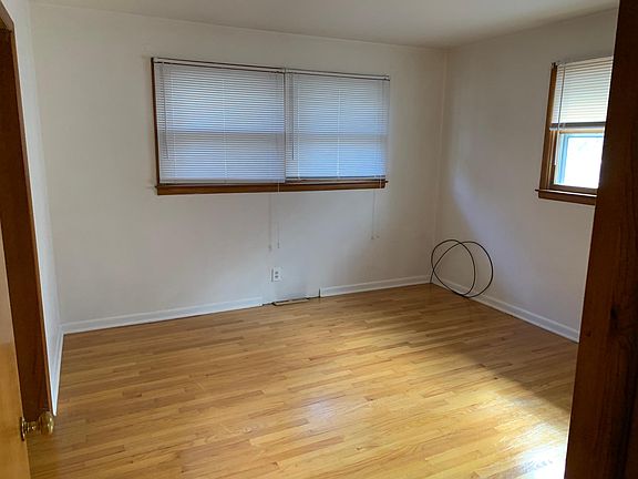 Bedroom #1
