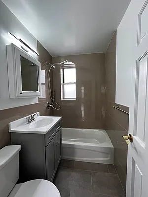 Rented by 718 Realty Inc | media 11