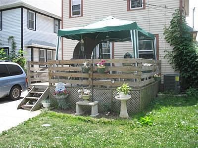 5th image of 3814 Henritze Ave