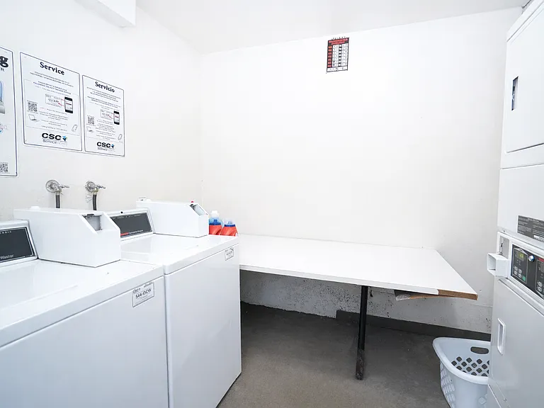 4571 N Figueroa St #21 — Photo 14