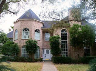1225 Wedgewood Dr, Sugar Land, TX 77478