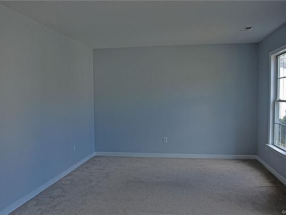 2nd image of 5941 Nestle Ave