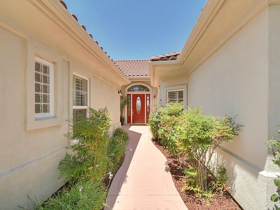 3rd image of 2705 Rockwell Dr