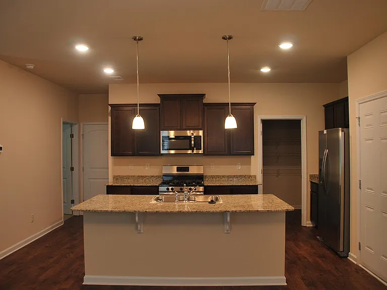 100 Thimbleberry Dr — Photo 10