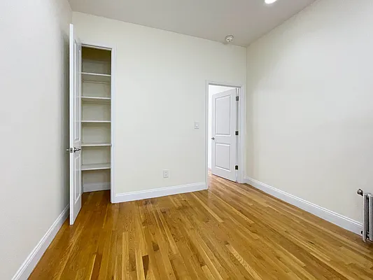 Rented by ERNY LLC | media 14