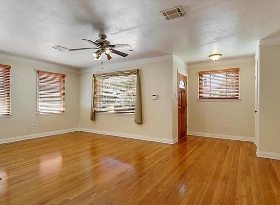 3rd image of 4421 Lafaye St