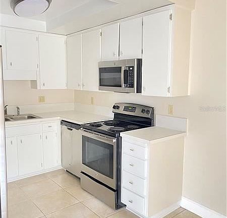 5th image of 14607 Pine Glen Cir