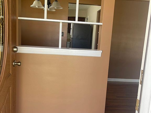 5th image of 4759 Heather Ln