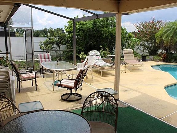 5th image of 11732 Ottawa Ave #8