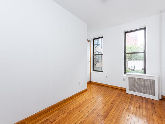 2nd image of 1586 York Ave APT 4