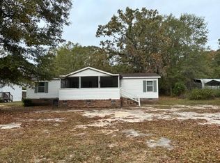 1107 Mockingbird Ln, Manning, SC 29102