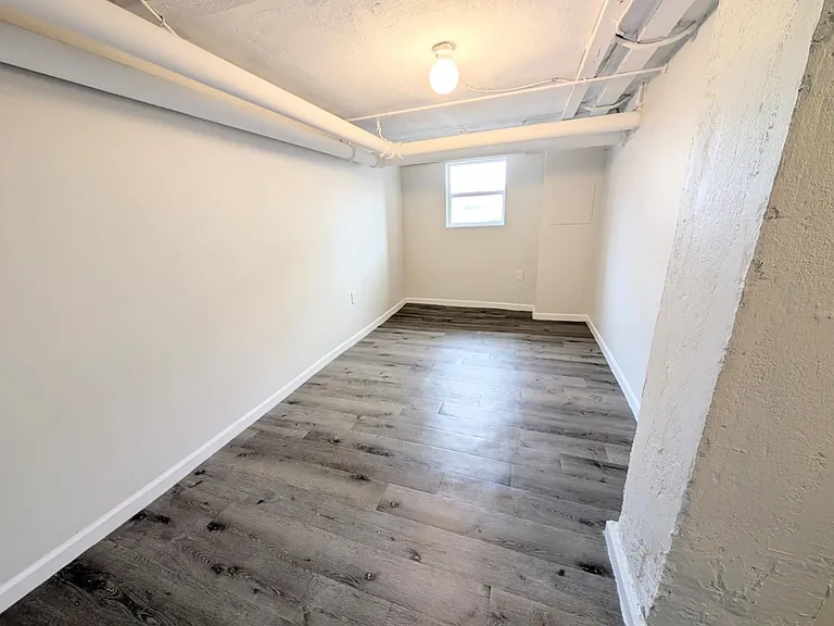 4801 Ventnor Ave #BASEMENT — Photo 9