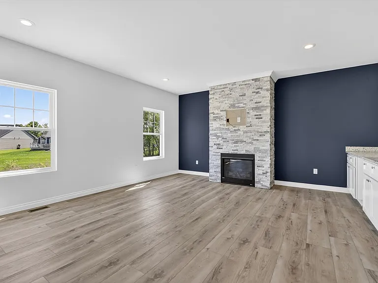 8760 Barrington Dr — Photo 11
