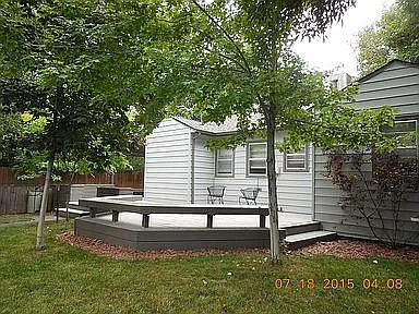 back yard w/deck