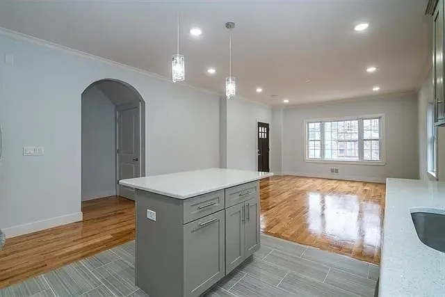 170 Webster Ave #1 — Photo 4