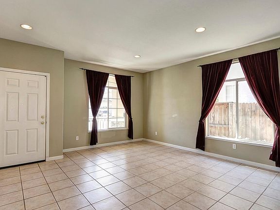 3rd image of 2213 Galen Dr