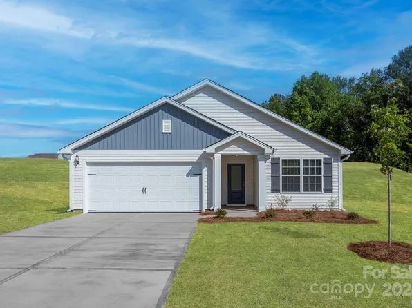 3425 Bear Den Dr, Gastonia, NC 28052