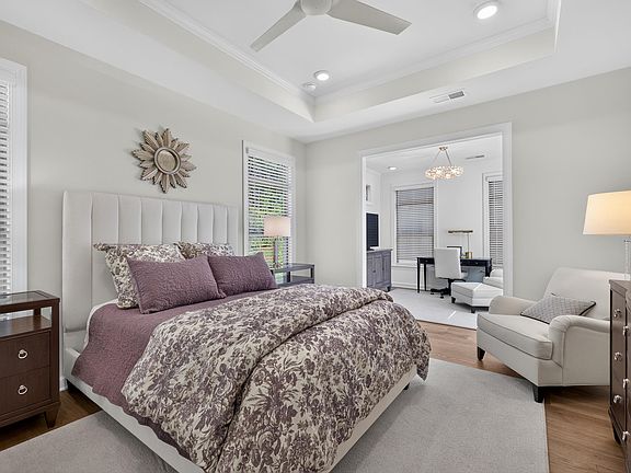 5th image of 660 Stokley View Dr