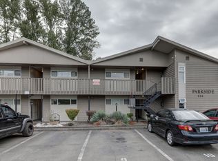826 Woodford Ave N APT 11, Kent, WA 98031