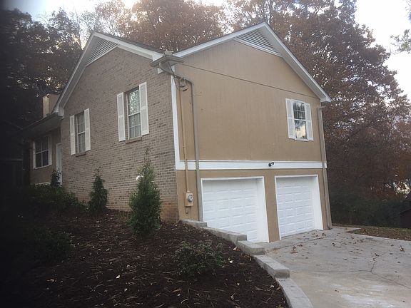 4th image of 1601 Dunraven Dr