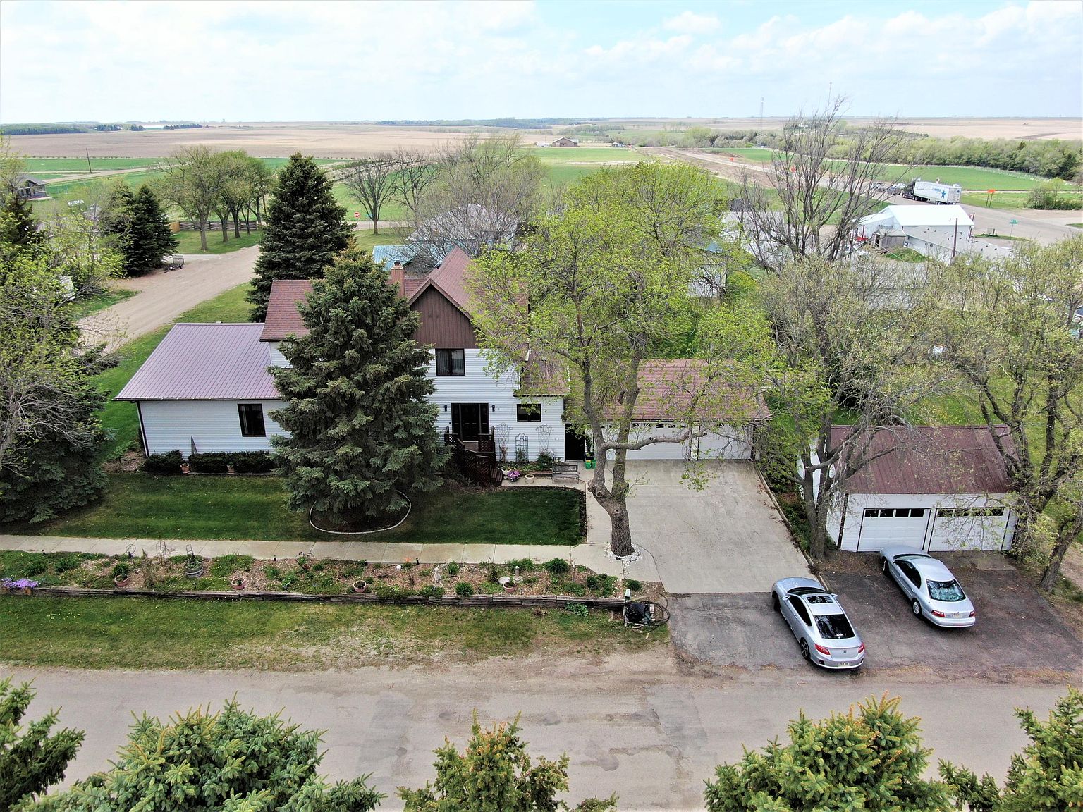 110 14th Ave S, Faulkton, SD 57438 Zillow