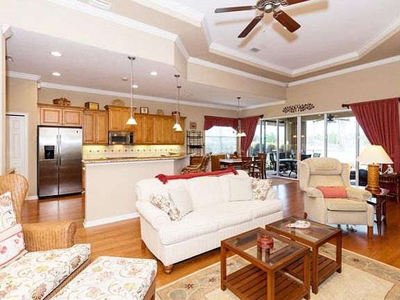 3rd image of 105 Cipriani Ct