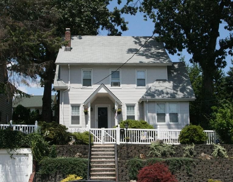 1st image of 156 Malone Ave