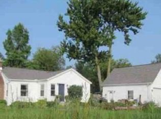 41071 Conger Bay Dr, Harrison Township, MI 48045