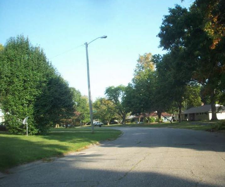 2nd image of 1624 Southbrook Dr