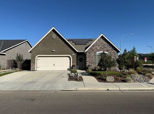 3421 N McKelvey Ave, Fresno, CA 93727