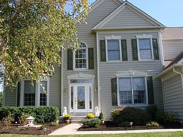 FRONT_CENTER_CLOSE UP