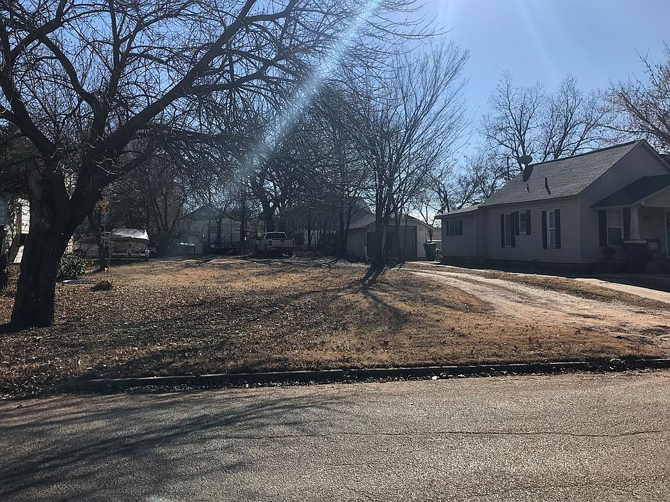 1st image of 1205 E Oklahoma Ave