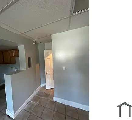 2 S Mount Olivet Ln — Photo 5