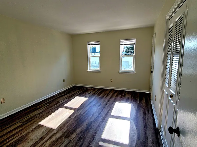 1400 Meridian Ave #12 — Photo 13