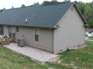 125 Taylor Banks Rd, Mckee, KY 40447