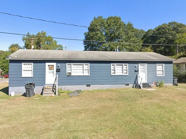 402 E Webb St #404, Dallas, NC 28034