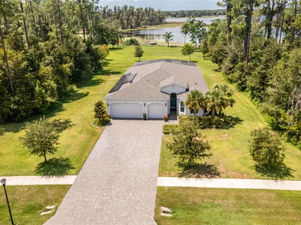 17812 Waterway Creek Dr, Lutz, FL 33549