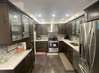 622 Candlestick Cir, Mississauga, ON L4Z0B4