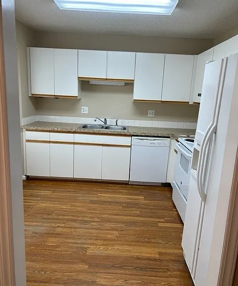 6131 Old Plank Rd — Photo 3