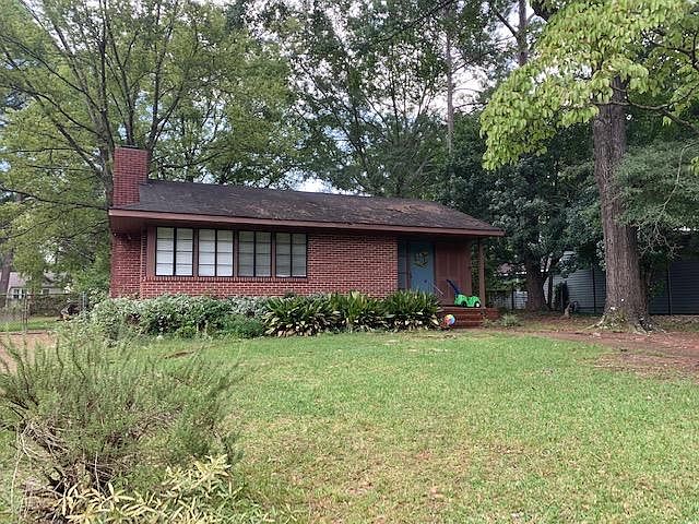 2nd image of 62 Brookhaven Dr